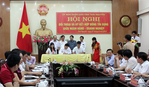 Đối thoại giữa ngân hàng - doanh nghiệp 
