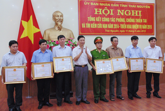 Khắc phục ngay những tồn tại trong phòng, chống thiên tai và tìm kiếm cứu nạn 