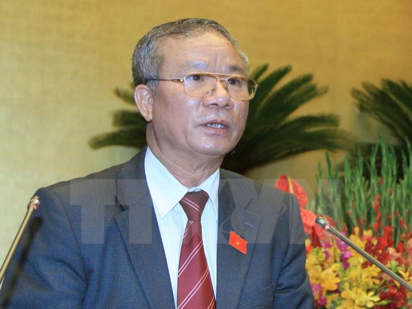 Giám sát phát triển kinh tế gắn với bảo đảm quốc phòng, an ninh