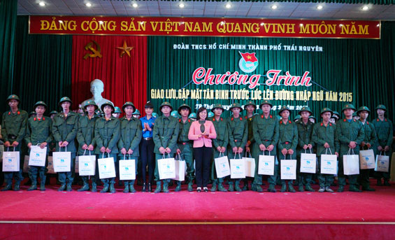 Gặp mặt 230 tân binh trước lúc lên đường nhập ngũ 