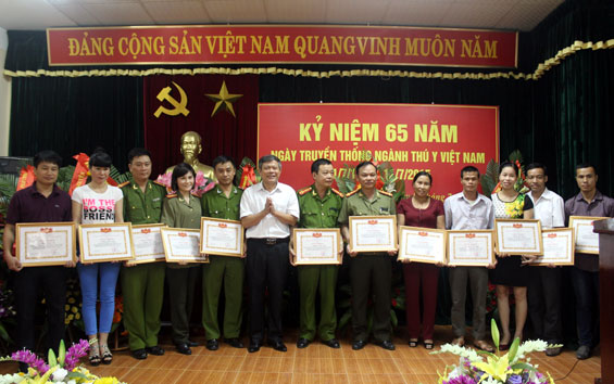 Góp phần giữ bình yên cho xóm phố