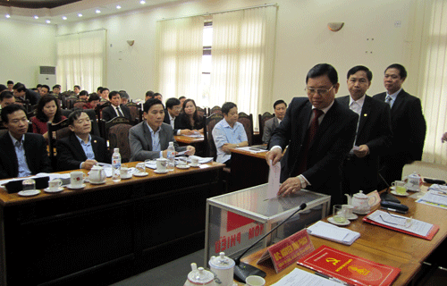 Hội nghị Ban Chấp hành Đảng bộ tỉnh lần thứ 18: Tập trung đánh giá kết quả thực hiện nhiệm vụ quý I và 2 đề án, chương trình quan trọng 