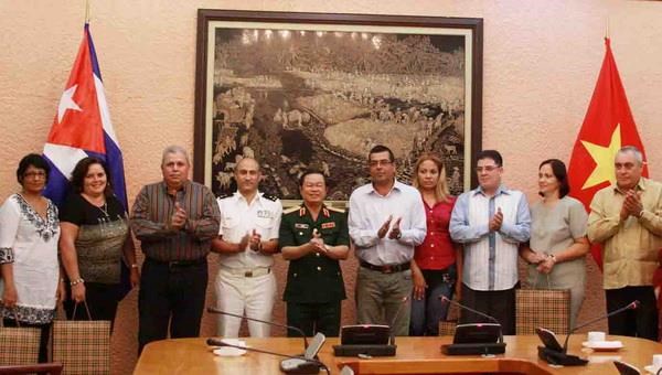 Hợp tác quốc phòng giữa Việt Nam-Cuba không ngừng phát triển