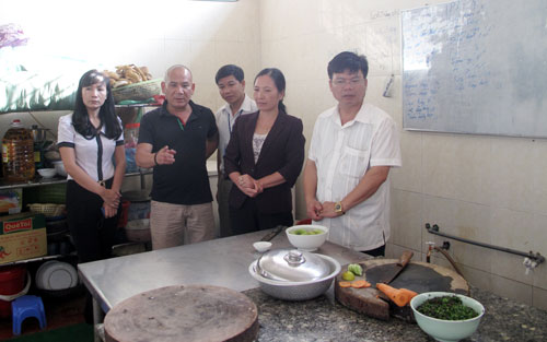 HĐND tỉnh giám sát thực hiện Luật An toàn vệ sinh thực phẩm 