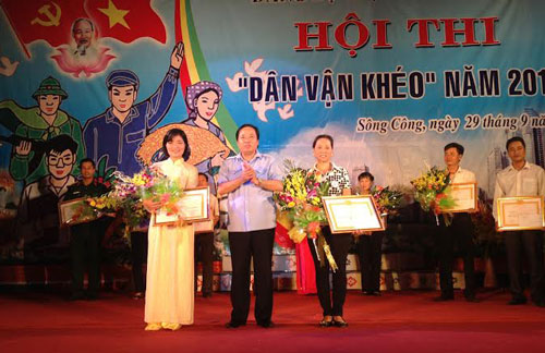 Hội thi Dân vận khéo 
