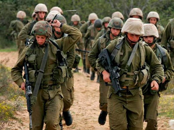 Israel sa thải 43 binh sỹ tố cáo 
