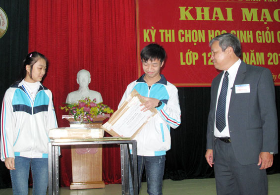 90 học sinh tham gia kỳ thi học sinh giỏi THPT Quốc gia năm 2016