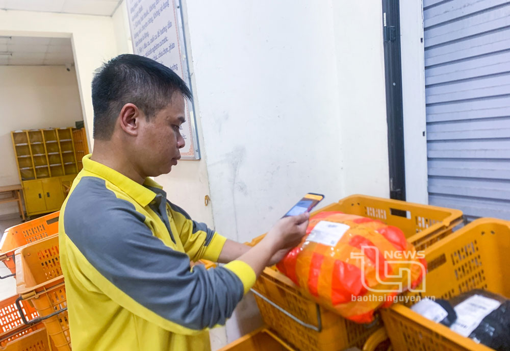 Bưu điện Thái Nguyên số hóa dịch vụ chuyển phát 