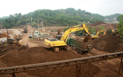 Kế hoạch phát triển KT - XH năm 2015: Xây dựng chỉ tiêu tăng cao là có cơ sở 
