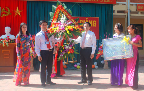 Khai giảng năm học mới 