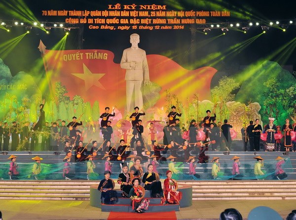 Lễ kỷ niệm 70 năm Ngày thành lập QĐND Việt Nam tại Cao Bằng 