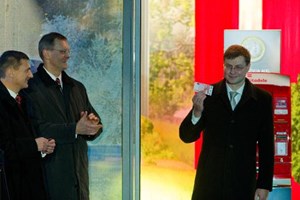 Latvia chính thức trở thành thành viên 18 của Eurozone 