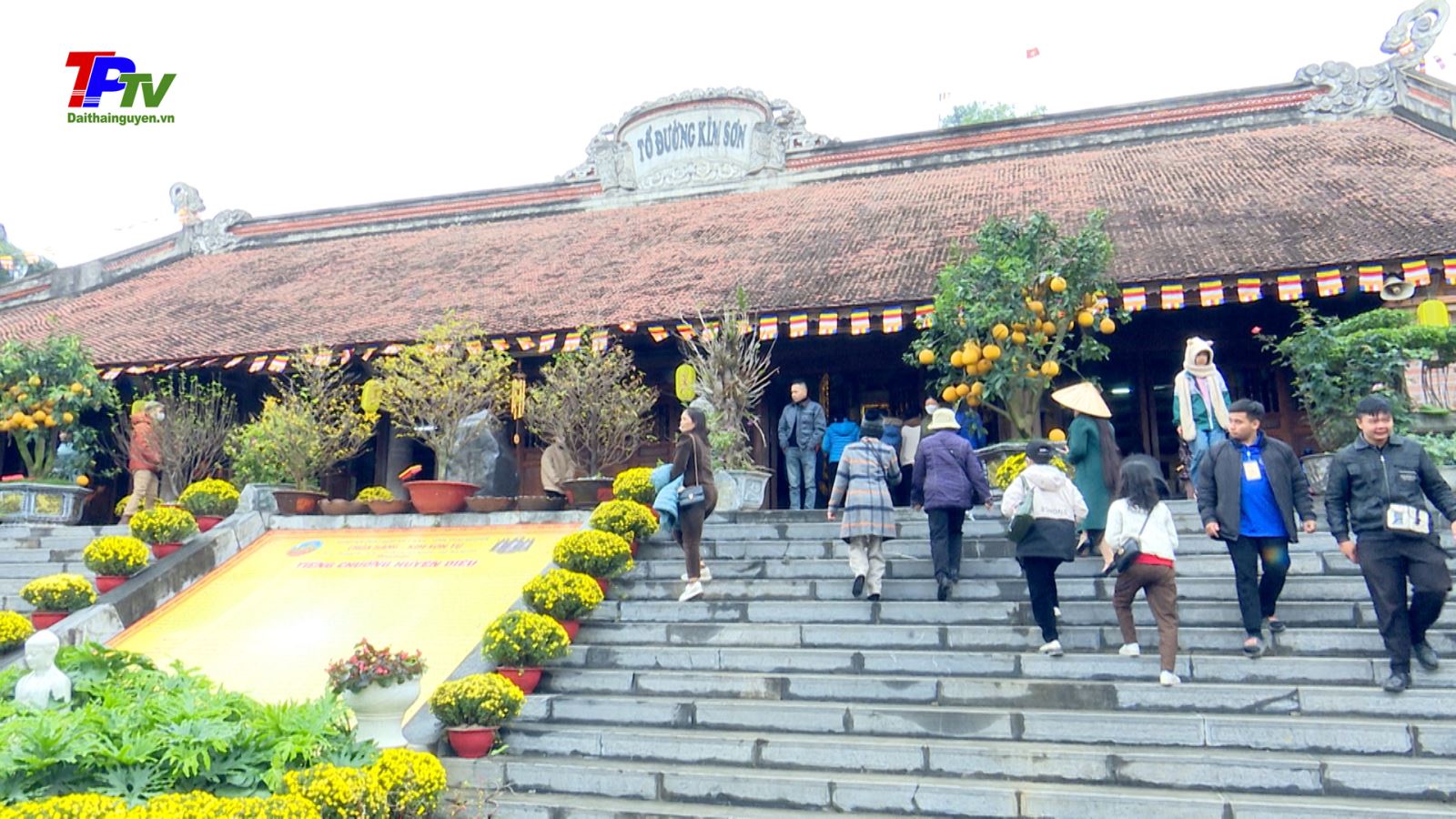 Tưng bừng Khai hội Chùa hang - Kim Sơn Tự xuân Giáp Thìn 2024.