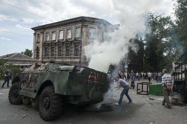 Mỹ lên án vụ pháo kích đoàn xe chở người tị nạn ở Ukraine