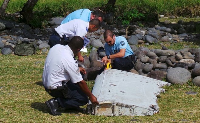 Malaysia xác nhận mảnh vỡ máy bay ở Ấn Độ Dương là từ MH370.