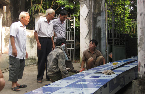 Đường mở từ lòng dân 