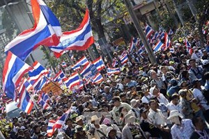 Người biểu tình Thái đang thách thức kiên nhẫn của chính phủ