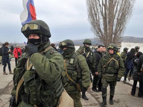 Nga bảo lưu khả năng đưa quân vào lãnh thổ Ukraine 