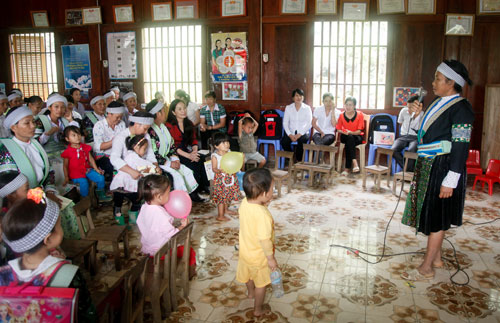 Nhân Hội nghị biểu dương phụ nữ dân tộc thiểu số, tôn giáo làm kinh tế giỏi giai đoạn 2011-2014:  Nhiều hoạt động thiết thực hỗ trợ hội viên 