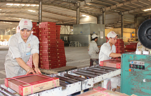 Bàn giải pháp hoàn thành kế hoạch phát triển kinh tế - xã hội