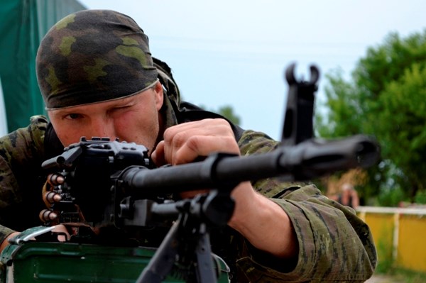 Ông Putin kêu gọi quân ly khai Ukraine mở vòng vây cho đối phương