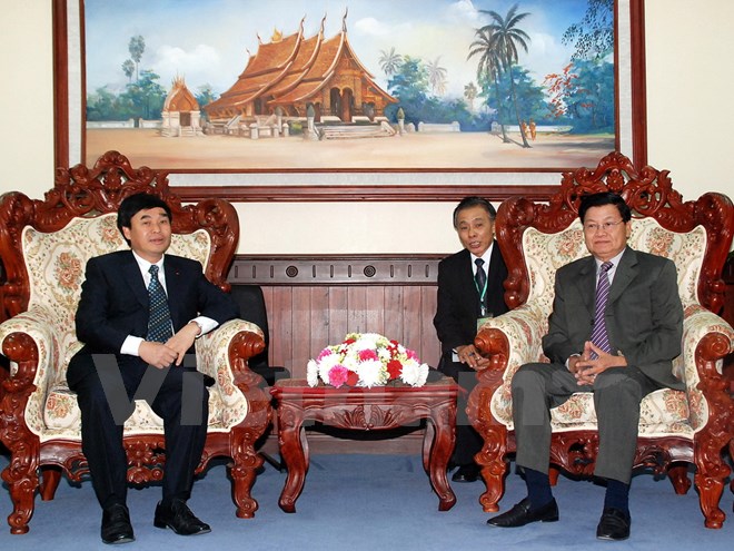 Phó Thủ tướng Lào tiếp Đoàn Ủy ban Biên giới của Việt Nam