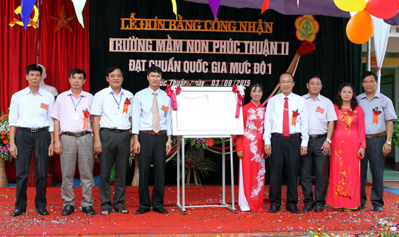 Trường mầm non Phúc Thuận 2 đón Bằng công nhận đạt chuẩn Quốc gia 