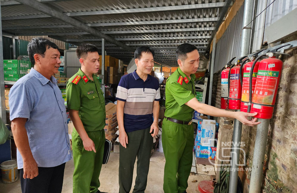 Chung tay giữ vững an ninh trật tự tại Đồng Bẩm