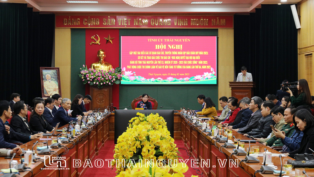 Báo chí giữ vững vai trò nòng cốt, tiên phong trong công tác tư tưởng