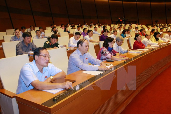 Quốc hội thông qua Luật ban hành văn bản quy phạm pháp luật 
