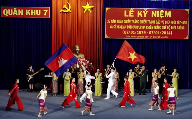 Quân khu 7 kỷ niệm 35 năm chiến thắng chế độ Pol Pot