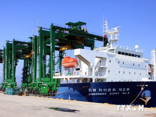 Quảng Ngãi lấy phát triển công nghiệp nặng là ngành mũi nhọn