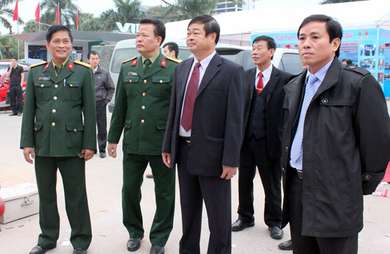 Sẵn sàng cho Lễ khai mạc Triển lãm - Hội chợ Việt Bắc 2014 