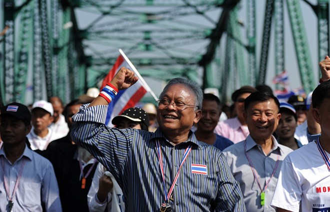 Thủ lĩnh biểu tình sẵn sàng đàm phán với bà Yingluck
