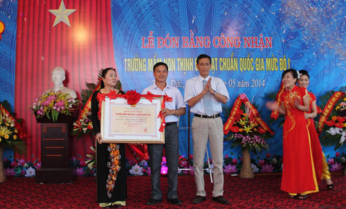 Trường Mầm non Thịnh Đức đón Bằng công nhận đạt chuẩn Quốc gia 
