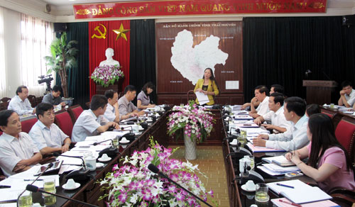 Thẩm tra các báo cáo, tờ trình, dự thảo nghị quyết chuẩn bị cho kỳ họp thứ 10, HĐND tỉnh 