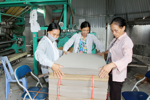Tạo thêm nhiều việc làm cho lao động nông thôn 