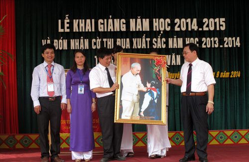 Tưng bừng khai giảng năm học mới 