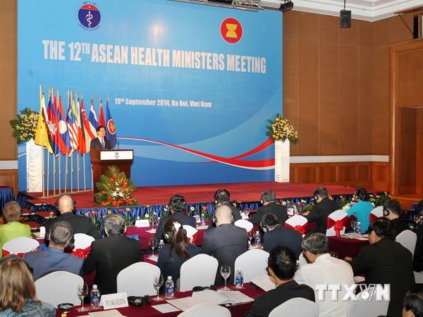 Thủ tướng Nguyễn Tấn Dũng dự Hội nghị Bộ trưởng Y tế ASEAN