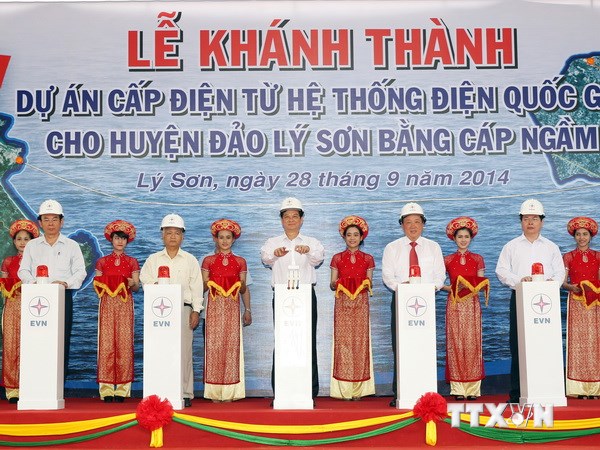 Thủ tướng dự lễ khánh thành cấp điện quốc gia ra đảo Lý Sơn