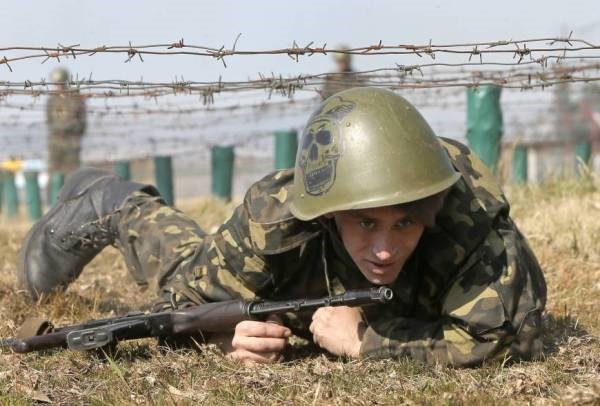 Thực hư vụ công dân Nga tham gia tiểu đoàn Azov của chính phủ Ukraine