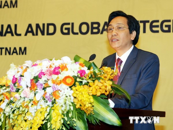 Thứ trưởng Bộ Nội vụ trao đổi về vấn đề 