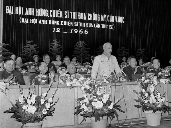 Tư tưởng “lấy cần làm gốc” trong xây dựng chủ nghĩa xã hội