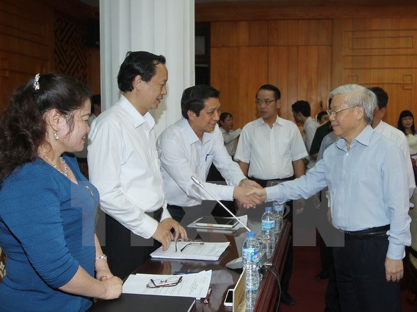 Tổng Bí thư lưu ý Lạng Sơn cần kết hợp kinh tế với quốc phòng