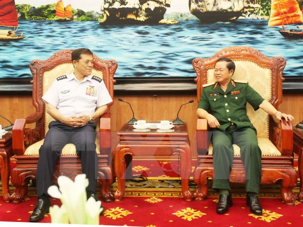 Tham mưu trưởng Lực lượng Tự vệ trên không Nhật Bản thăm Việt Nam