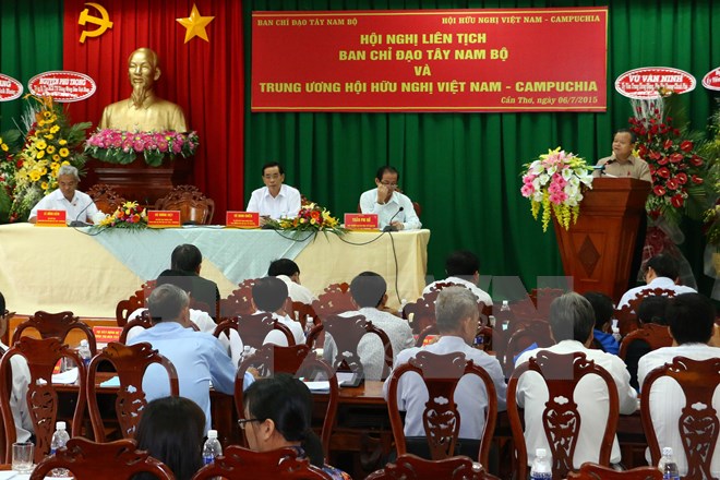 Tuyên truyền chống xuyên tạc chia rẽ nhân dân Việt Nam-Campuchia