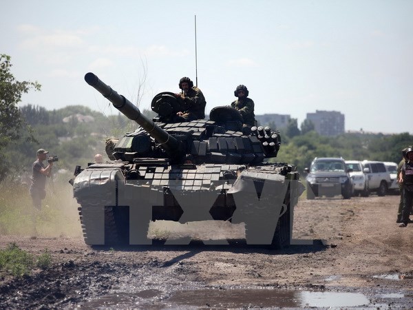 Tổng thống Ukraine nêu điều kiện cấp quyền tự quản cho miền Đông