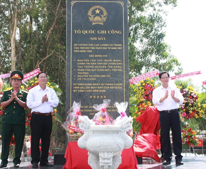 Thủ tướng dự lễ dựng Bia Di tích Sở Chỉ huy Rạch Giá nhân 27/7