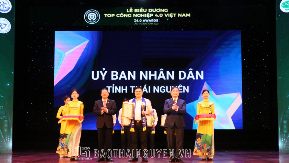 Tỉnh Thái Nguyên được vinh danh trong thực hiện cách mạng công nghiệp 4.0 và chuyển đổi số