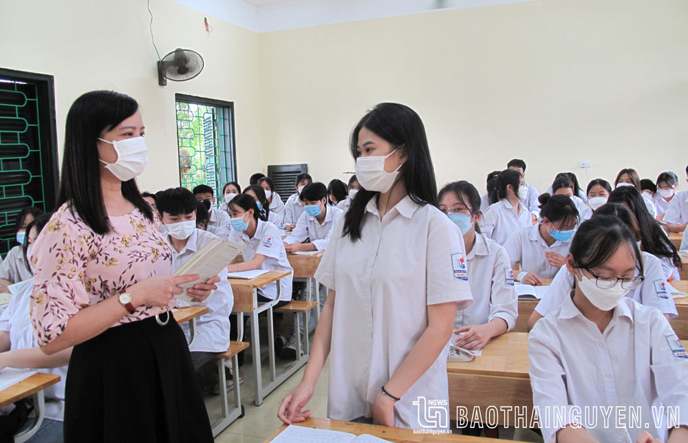 Nghiêm cấm ép buộc học sinh học thêm